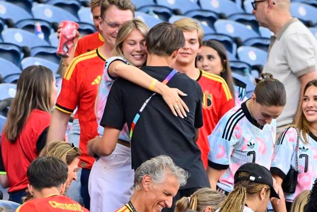 USA vs Belgium - FIFA World Cup, WM, Weltmeisterschaft, Fussball 2026 SEATTLE, UNITED STATES OF AMERICA - JULY 06 : De Ketelaere Charles midfielder of Belgium and his family pictured during the FIFA World Cup 2026 round of 16 match between the United States of America and Belgium at the Lumen Field stadium on July 6, 2026 in Seattle, United States of America, 06 07 2026 Seattle United States of America  Copyright: xJanxDexMeuleneirx