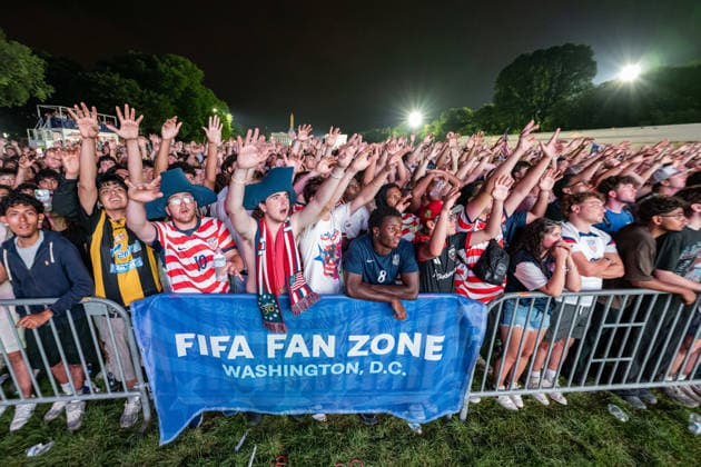 July 6, 2026, Washington, District Of Columbia, United States: Fans cheer for Team USA as the played against Belgium during a FIFA World Cup, WM, Weltmeisterschaft, Fussball watch party on the National Mall in Washington, D.C. Team USA Fans Watch Belgium Match On The National Mall  - ZUMAk206 20260706_znp_k206_006 Copyright: xMattxKaminskyx