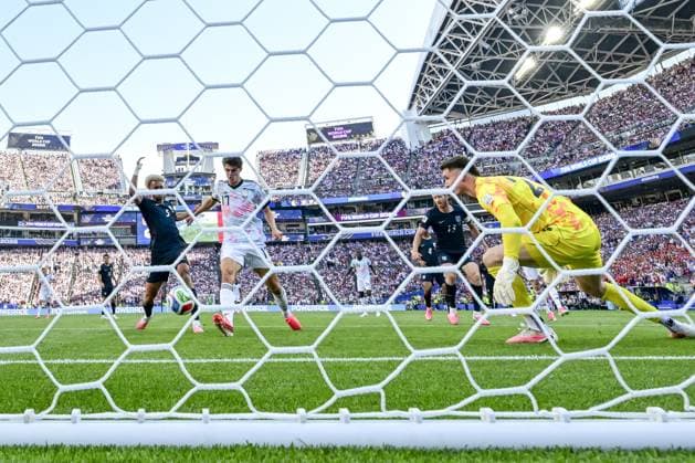 Belgium s Charles De Ketelaere scores a goal during a soccer game between the USA and Belgian national team, Nationalteam Red Devils, on Monday 06 July 2026, at the Seattle Field, in Seattle, a 1 8 finals game in the FIFA World Cup, WM, Weltmeisterschaft, Fussball 2026. DIRKxWAEM  x180557377x