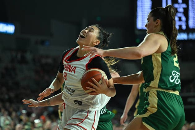 BASKETBALL WOMEN AUSTRALIA CHINA, Ziting Tang (left) of China reacts during the women™s international basketball match between the Australian Opals and China at John Cain Arena in Melbourne, Tuesday, July 7, 2026. ( NO ARCHIVING, EDITORIAL USE ONLY MELBOURNE VICTORIA AUSTRALIA  Copyright: xJAMESxROSSx 20260707149345213530