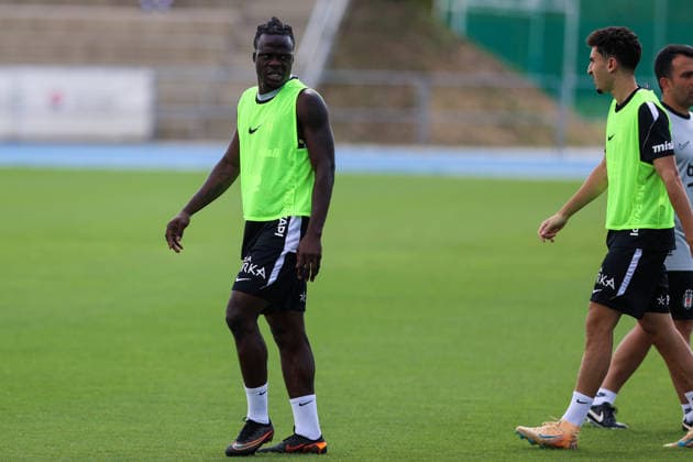 Besiktas pre-season camp in Slovakia SAMORIN, SLOVAKIA - JULY 07: Junior Olaitan of Besiktas takes part a pre-season training session under the management of head coach Vincenzo Italiano at the Slovakia Olympic Training Center in Samorin, Slovakia on July 07, 2026. Muhammed Ali Yigit Anadolu Samorin Slovakia. Editorial use only. Please get in touch for any other usage.  Copyright: x2026xAnadoluxMuhammedxAlixYigitx