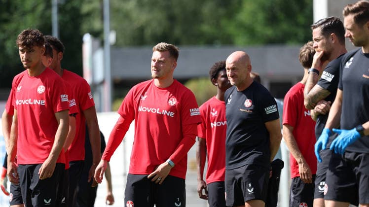 07.07.2026, xrekx, Fussball 2.Bundesliga, 1.FC Kaiserslautern - Training v.l. Erik Müller Mueller (1.FC Kaiserslautern) Marlon Ritter (1.FC Kaiserslautern) Torsten Lieberknecht Trainer (1.FC Kaiserslautern) (DFL DFB REGULATIONS PROHIBIT ANY USE OF PHOTOGRAPHS as IMAGE SEQUENCES and or QUASI-VIDEO) Kaiserslautern *** July 7, 2026, xrekx, Soccer 2. Bundesliga, 1 FC Kaiserslautern Training: Erik Müller, Marlon Ritter, Torsten Lieberknecht (Coach), 1 FC Kaiserslautern. DFL and DFB regulations prohibit any use of photographs as image sequences and or quasi- VIDEO Kaiserslautern