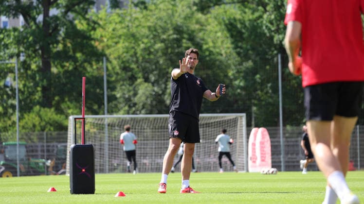 07.07.2026, xrekx, Fussball 2.Bundesliga, 1.FC Kaiserslautern - Training v.l. Nils Vogt Athletiktrainer (1.FC Kaiserslautern) (DFL DFB REGULATIONS PROHIBIT ANY USE OF PHOTOGRAPHS as IMAGE SEQUENCES and or QUASI-VIDEO) Kaiserslautern *** July 7, 2026, xrekx, Soccer 2. Bundesliga, 1 FC Kaiserslautern Training with Nils Vogt, Athletic Trainer, 1 FC Kaiserslautern. DFL and DFB regulations prohibit any use of photographs as image sequences and or quasi-video. Kaiserslautern