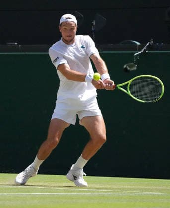 Tennis - 2026 Wimbledon Championships - Day Eight (Week Two) - All England Lawn Tennis & Croquet Club, London - Tuesday 7th July 2026 Court 1 : Mens Singles : Yannik Sinner (ITA) v Jan Lennard Struff (GER) Jan Lennard Struff (GER) COLORSPORT ANDREW COWIE 