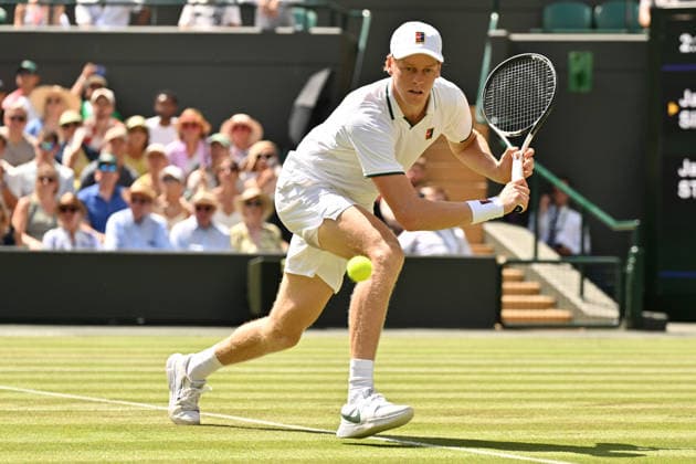 Wimbledon Tennis Championships 2026 - Day 9 LONDON, UNITED KINGDOM - JULY 07: Jannik Sinner of Italy plays in the Mens singles quarter-finals match against Jan-Lennard Struff of Germany during day 9 of The Wimbledon Tennis Championships at All England Lawn Tennis and Croquet Club on July 07, 2026 in London, United Kingdom. Ray Tang Anadolu London United Kingdom. Editorial use only. Please get in touch for any other usage.  Copyright: x2026xAnadoluxRayxTangx
