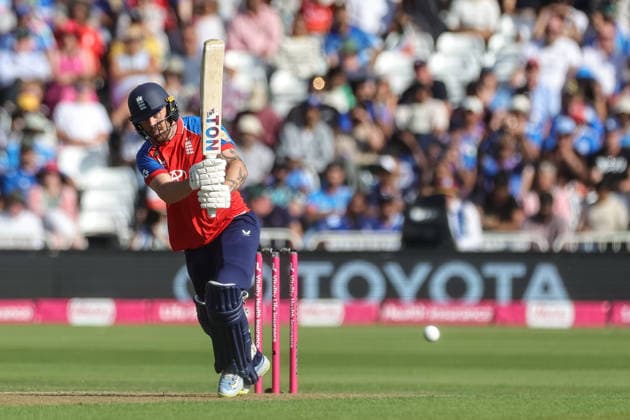 Third Vitality T20 International England v India Phil Salt of England hits a four during the Third Vitality T20 international match, Länderspiel, Nationalmannschaft England vs India at Trent Bridge, Nottingham, United Kingdom on 07 July 2026 (Photo by Mark Cosgrove News Images) Nottingham Trent Bridge Nottinghamshire United Kingdom Copyright: xMarkxCosgrove NewsxImagesx