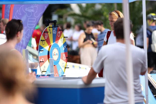 CYCLING - Oesterreich Rundfahrt 2026 GRAZ,AUSTRIA,07.JUL.26 - CYCLING - Tour of Austria, team presentation. Image shows a feature of a game.  GEPAxpictures xJamesxDoak