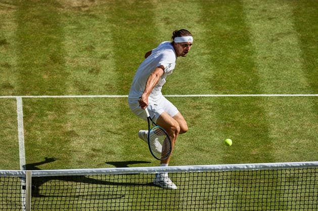 July 7, 2026, London, London, Great Britain: returns with backhand during The Championships Wimbledon , 7.7.2026 in London (All England Lawn Tennis and Croquet Club), Great Britain Tennis 2026: Grand Slam: The Championships Wimbledon: 9th Day: 4th Round: ZVEREV 6:4 7:5 3:6 7:6 LEHECKA  - ZUMAs343 20260707_zsp_s343_116 Copyright: xMathiasxSchulzx