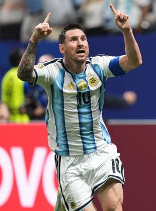 Lionel Messi of Argentina scores to make it 2-2 Argentina v Egypt, 2026 FIFA World Cup, WM, Weltmeisterschaft, Fussball Group of 16, Football, Atlanta Stadium, Atlanta, Georgia, USA - 07 Jul 2026Atlanta Mercedes-Benz Stadium Georgia (GA) United States of America  Copyright: xIsmaelxAdnan Shutterstockx 16981208cs