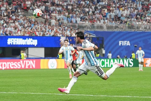 Argentine defender Nicolas Tagliafico during the 2026 World Cup Round of 16 match between Argentina and Egypt at Atlanta Stadium, US, 7 July 20263. Argentina vs Egypt !ACHTUNG: NUR REDAKTIONELLE NUTZUNG!  Copyright: xAlbertoxBoalx GRAF2839 20260707-55020829622_1