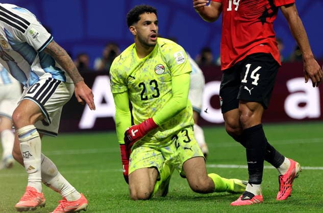 FIFA World Cup, WM, Weltmeisterschaft, Fussball 2026 - Round of 16 - Argentina vs Egypt Goalkeeper Mostafa Shoubir of Egypt reacts after conceding the 2-2 during the FIFA World Cup 2026 Round of 16 match Argentina against Egypt, in Atlanta, USA, 07 July 2026. ATLANTA United States  Copyright: xCRISTOBALxHERRERA-ULASHKEVICHx