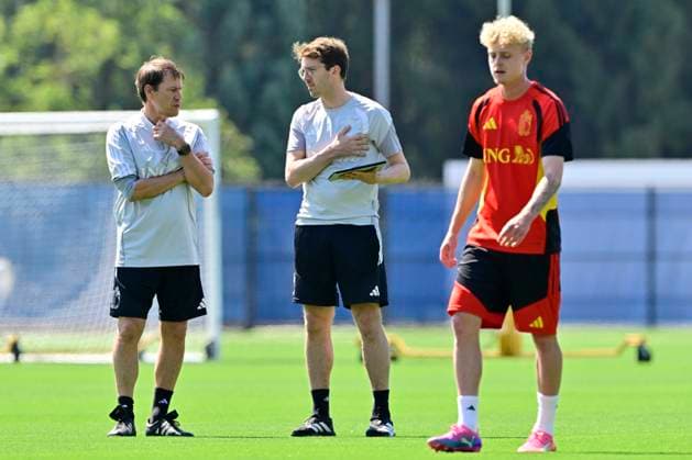Belgian national football team - FIFA World Cup, WM, Weltmeisterschaft, Fussball 2026 - media activities 07 07 2026 RENTON, UNITED STATES OF AMERICA - JULY 07 : Garcia Rudi head coach of Belgium and Seys Joaquin defender of Belgium pictured during a training session of the Belgian national football team during the FIFA World Cup 2026 on July 7, 2026 in Renton, United States of America, 07 07 2026 Renton United States of America  Copyright: xJanxDexMeuleneirx
