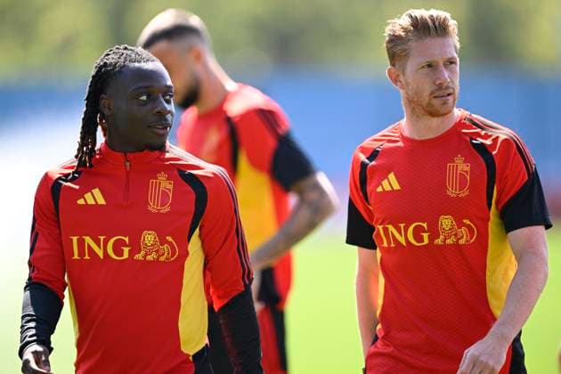 Belgian national football team - FIFA World Cup, WM, Weltmeisterschaft, Fussball 2026 - media activities 07 07 2026 RENTON, UNITED STATES OF AMERICA - JULY 07 : Doku Jeremy forward of Belgium and De Bruyne Kevin forward of Belgium pictured during a training session of the Belgian national football team during the FIFA World Cup 2026 on July 7, 2026 in Renton, United States of America, 07 07 2026 Renton United States of America  Copyright: xNicoxVereeckenx