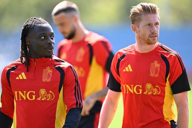 Belgian national football team - FIFA World Cup, WM, Weltmeisterschaft, Fussball 2026 - media activities 07 07 2026 RENTON, UNITED STATES OF AMERICA - JULY 07 : Doku Jeremy forward of Belgium and De Bruyne Kevin forward of Belgium pictured during a training session of the Belgian national football team during the FIFA World Cup 2026 on July 7, 2026 in Renton, United States of America, 07 07 2026 Renton United States of America  Copyright: xNicoxVereeckenx