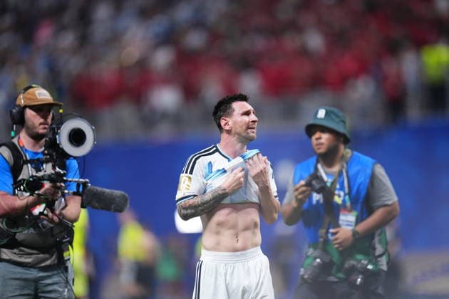 Argentina v Egypt - FIFA World Cup, WM, Weltmeisterschaft, Fussball 2026 - Round of 16 ATLANTA, USA - JULY 07: Lionel Messi of Argentina celebrates the victory after the 2026 FIFA World Cup Round of 16 match between Argentina and Egypt at Mercedes-Benz Stadium (Atlanta Stadium) in Atlanta, Georgia, United States on July 07, 2026. Jose Hernandez Anadolu Georgia United States. Editorial use only. Please get in touch for any other usage.  Copyright: x2026xAnadoluxJosexHernandezx