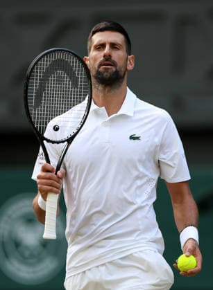 Novak Djokovic during his quarter-final match Wimbledon Tennis Championships, Day 9, The All England Lawn Tennis and Croquet Club, London, UK - 07 Jul 2026London The All England Lawn Tennis and United Kingdom  Copyright: xKieranxMcManus Shutterstockx 16978030du