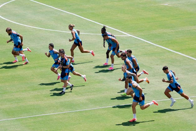 Players from the Spanish national team, Nationalteam during the training session held at the Cotton Bowl Stadium in Dallas, US, 7 July 2026. Spanish national soccer team training session !ACHTUNG: NUR REDAKTIONELLE NUTZUNG!  Copyright: xLavandeiraxjrx GRAF2887 20260707-55020830049_1