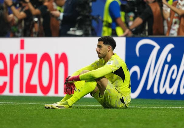 Mostafa Shoubir (Egypt) during Argentina and Egypt, Round of 16 FIFA World Cup, WM, Weltmeisterschaft, Fussball 2026, Atlanta Stadium, Atlanta, United States on July 7, 2026. Thor Wegner DeFodi Images. (Photo by DeFodi Images) - *** Mostafa Shoubir of Egypt during the Argentina vs. Egypt Round of 16 match at the 2026 FIFA World Cup, Atlanta Stadium, Atlanta, United States, on July 7, 2026. Photo by DeFodi Images (Thor Wegner)