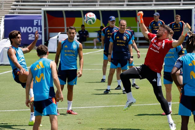 Players from the Spanish national team, Nationalteam during the training session held at the Cotton Bowl Stadium in Dallas, US, 7 July 2026. Spanish national soccer team training session !ACHTUNG: NUR REDAKTIONELLE NUTZUNG!  Copyright: xLavandeiraxjrx GRAF2885 20260707-55020830148_1