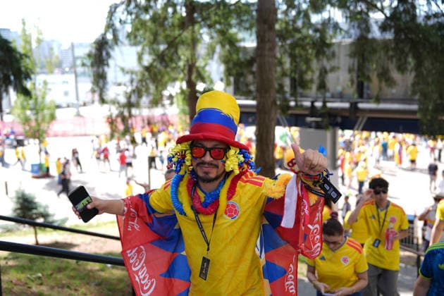 Colombia v Switzerland Round of 16 - FIFA Worl Cup 2026 A Colombian soccer fan attends the Vancouver stadium to supports his national team, Nationalteam during the FIFA World Cup, WM, Weltmeisterschaft, Fussball round of 16 match between Colombia and Switzerland. on July 7, 2026 in Vancouver, Canada. (Photo by Leonardo Ramirez Eyepix Group) Copyright: xLeonardoxRamirez xEyepixxGroupx LR07072026-06515