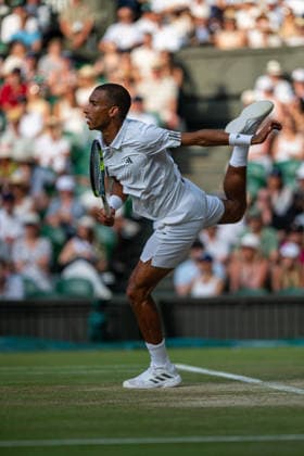 Tennis - Wimbledon Championship 2026 - Day 9 LONDON, ENGLAND - Tuesday, July 7, 2026: Felix Auger-Aliassime (CAN) during the Gentlemen s Singles Quarter-Final on Day Nine of The Championships Wimbledon 2026 at the All England Lawn Tennis and Croquet Club. (Photo by Kirsten Holst Propaganda) LONDON All England Lawn Tennis and Croq GREATER LONDON ENGLAND  Copyright: xKirstenxHolstx P2026-07-07-Wimbledon_Day_9-30