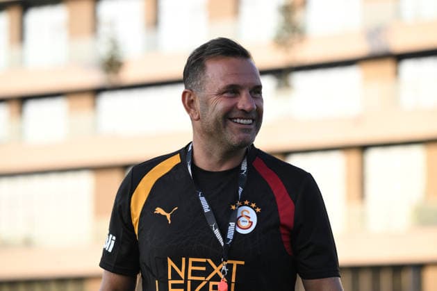 Galatasaray training session in Istanbul ISTANBUL, TURKIYE - JULY 7: Head coach of Galatasaray, Okan Buruk leads a training session for the 2026-2027 season at the Kemerburgaz Metin Oktay Facilities in Istanbul, Turkiye, on July 7, 2026. Arif Hudaverdi Yaman Anadolu Istanbul Turkey. Editorial use only. Please get in touch for any other usage.  Copyright: x2026xAnadoluxArifxHudaverdixYamanx