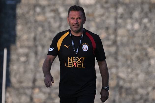 Galatasaray training session in Istanbul ISTANBUL, TURKIYE - JULY 7: Head coach of Galatasaray, Okan Buruk leads a training session for the 2026-2027 season at the Kemerburgaz Metin Oktay Facilities in Istanbul, Turkiye, on July 7, 2026. Arif Hudaverdi Yaman Anadolu Istanbul Turkey. Editorial use only. Please get in touch for any other usage.  Copyright: x2026xAnadoluxArifxHudaverdixYamanx