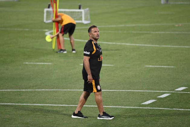 Galatasaray training session in Istanbul ISTANBUL, TURKIYE - JULY 7: Head coach of Galatasaray, Okan Buruk leads a training session for the 2026-2027 season at the Kemerburgaz Metin Oktay Facilities in Istanbul, Turkiye, on July 7, 2026. Arif Hudaverdi Yaman Anadolu Istanbul Turkey. Editorial use only. Please get in touch for any other usage.  Copyright: x2026xAnadoluxArifxHudaverdixYamanx
