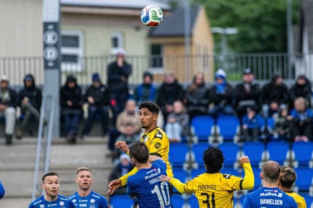 Atert Bissen s Zakaria Louriz fight for the ball during a game between Faroese Klaksvik and Luxembourg Atert Bissen, on Tuesday 07 July 2026, in Klaksvik, Faroe Islands, the first leg in the first qualifying round in the UEFA Champions League competition. EMILExWINDAL  x180671580x
