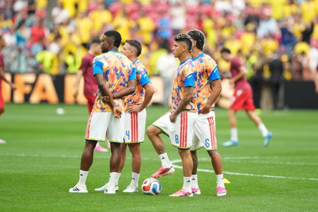 Switzerland v Colombia - FIFA World Cup, WM, Weltmeisterschaft, Fussball 2026 - Round of 16 VANCOUVER, CANADA - JULY 07: Players of Colombia warm up prior the 2026 FIFA World Cup Round of 16 match between Switzerland and Colombia at BC Place in Vancouver, British Columbia, Canada, on July 07, 2026. Ercin Erturk Anadolu British Columbia Canada. Editorial use only. Please get in touch for any other usage.  Copyright: x2026xAnadoluxErcinxErturkx