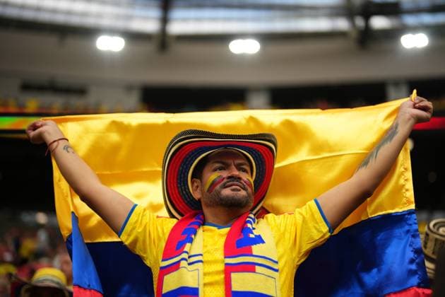 July 7, 2026, Vancouver, Bc, CANADA: A Colombia fan holds up a flag ahead of a World Cup Round of 16 soccer match between Colombia and Switzerland, in Vancouver, on Tuesday, July 7, 2026. Canada News - July 7, 2026  - ZUMAc35_ 20260707_zaf_c35_184 Copyright: xEthanxCairnsx