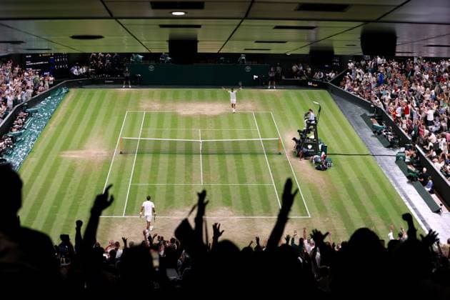 Novak Djokovic celebrates winning his quarter-final match against Felix Auger-Aliassime Wimbledon Tennis Championships, Day 9, The All England Lawn Tennis and Croquet Club, London, UK - 07 Jul 2026London The All England Lawn Tennis and United Kingdom  Copyright: xKieranxMcManus Shutterstockx 16978030gr