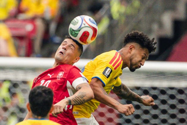 Granit Xhaka of Switzerland heads the ball during the FIFA World Cup, WM, Weltmeisterschaft, Fussball Round of 16 game between Switzerland and Colombia at BC Place on July 7, 2026 in Vancouver, British Colombia, Canada  Copyright: xCurtisxWongx xSPPx Sportspressphoto_SPR187091
