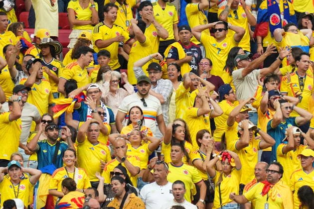 Switzerland v Colombia - FIFA World Cup, WM, Weltmeisterschaft, Fussball 2026 - Round of 16 VANCOUVER, CANADA - JULY 07: Fans cheer during the 2026 FIFA World Cup Round of 16 match between Switzerland and Colombia at BC Place in Vancouver, British Columbia, Canada, on July 07, 2026. Ercin Erturk Anadolu British Columbia Canada. Editorial use only. Please get in touch for any other usage.  Copyright: x2026xAnadoluxErcinxErturkx