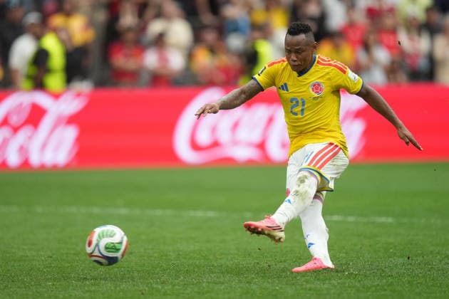 FIFA World Cup, WM, Weltmeisterschaft, Fussball 2026 - Round of 16 - Switzerland vs Colombia Jaminton Campaz of Colombia scores his kick during the penalty shoot-out of the FIFA World Cup 2026 Round of 16 match Switzerland against Colombia, in Vancouver, Canada, 07 July 2026. VANCOUVER Canada  Copyright: xBOBxFRIDx