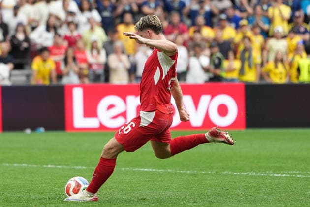 FIFA World Cup, WM, Weltmeisterschaft, Fussball 2026 - Round of 16 - Switzerland vs Colombia Cedric Itten of Switzerland scores his kick during the penalty shoot-out of the FIFA World Cup 2026 Round of 16 match Switzerland against Colombia, in Vancouver, Canada, 07 July 2026. VANCOUVER Canada  Copyright: xBOBxFRIDx