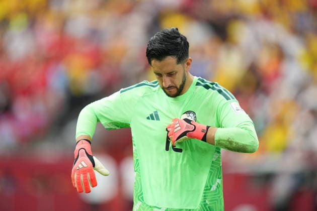 Switzerland v Colombia - FIFA World Cup, WM, Weltmeisterschaft, Fussball 2026 - Round of 16 VANCOUVER, CANADA - JULY 07: Camilo Vargas of Colombia is seen at the penalty shoot-out during the 2026 FIFA World Cup Round of 16 match between Switzerland and Colombia at BC Place in Vancouver, British Columbia, Canada, on July 07, 2026. Ercin Erturk Anadolu British Columbia Canada. Editorial use only. Please get in touch for any other usage.  Copyright: x2026xAnadoluxErcinxErturkx