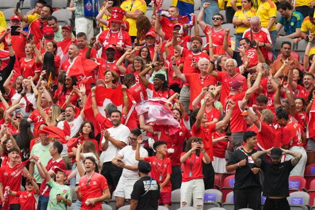 Switzerland v Colombia - FIFA World Cup, WM, Weltmeisterschaft, Fussball 2026 - Round of 16 VANCOUVER, CANADA - JULY 07: Fans of Switzerland cheer after penalty shoot-out following the 2026 FIFA World Cup Round of 16 match between Switzerland and Colombia at BC Place in Vancouver, British Columbia, Canada, on July 07, 2026. Ercin Erturk Anadolu British Columbia Canada. Editorial use only. Please get in touch for any other usage.  Copyright: x2026xAnadoluxErcinxErturkx