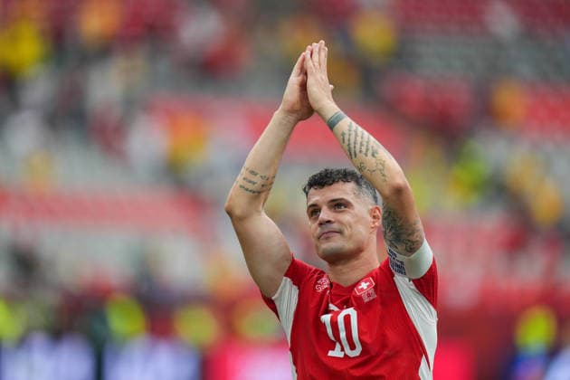 Switzerland v Colombia Round of 16 - FIFA World Cup, WM, Weltmeisterschaft, Fussball 2026 Granit Xhaka 10 of Switzerland congratulating his fans for the support during the FIFA World Cup 2026 Round Of 16 match between Switzerland and Colombia at BC Place Vancouver. on July 7, 2026 in Vancouver, Canada. (Photo by Leonardo Ramirez Eyepix Group) Copyright: xLeonardoxRamirezx xEyepixxGroupx LR07072026-31