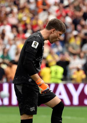 (260708) -- VANCOUVER, July 8, 2026 -- Gregor Kobel, goalkeeper of Switzerland, reacts during the penalty shootout of the round of 16 match between Switzerland and Colombia at the 2026 FIFA World Cup, WM, Weltmeisterschaft, Fussball at BC Place Vancouver in Vancouver, Canada, on July 7, 2026. (Photo by Xinhua) (SP)CANADA-VANCOUVER-FOOTBALL-FIFA WORLD CUP-ROUND OF 16-SUI VS COL ZouxZheng 