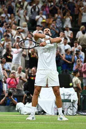 Sport Bilder des Tages #2 2026 Wimbledon - Novak Djokovic Novak Djokovic (SRB) during his quarter final round match at the 2026 Wimbledon Championships at the AELTC in London, UK on July 7, 2026. Photo by Corinne Dubreuil ABACAPRESS.COM London  Copyright: xDubreuilxCorinne ABACAx