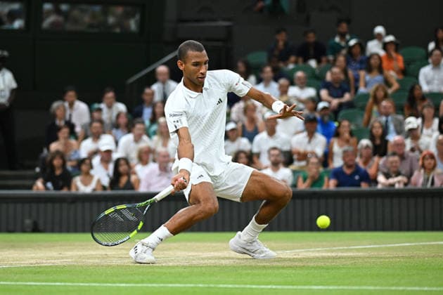 2026 Wimbledon - Felix Auger-Aliassime Felix Auger-Aliassime (CAN) during his quarter final round match at the 2026 Wimbledon Championships at the AELTC in London, UK on July 7, 2026. Photo by Corinne Dubreuil ABACAPRESS.COM London  Copyright: xDubreuilxCorinne ABACAx