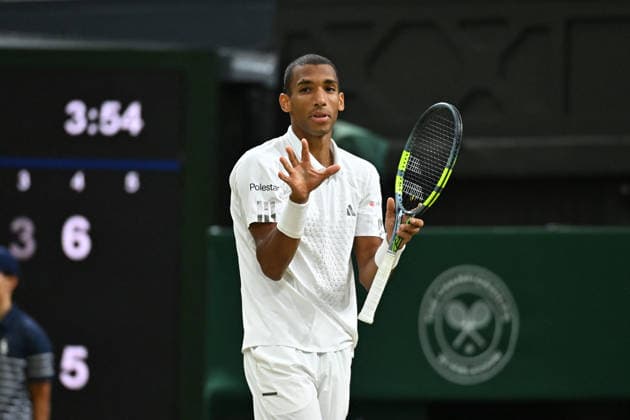 2026 Wimbledon - Felix Auger-Aliassime Felix Auger-Aliassime (CAN) during his quarter final round match at the 2026 Wimbledon Championships at the AELTC in London, UK on July 7, 2026. Photo by Corinne Dubreuil ABACAPRESS.COM London  Copyright: xDubreuilxCorinne ABACAx