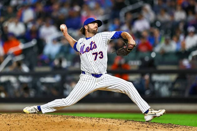 MLB, Baseball Herren, USA Kansas City Royals Vs. New York Mets New York Mets relief pitcher Matt Seelinger 73 throws during the seventh inning of a baseball game against the Kansas City Royals at Citi Field in Corona, New York, on July 7, 2026. New York City New York United States  Copyright: xGordonxDonovanx originalFilename:donovan-mlbkansa260707_npW9a.jpg