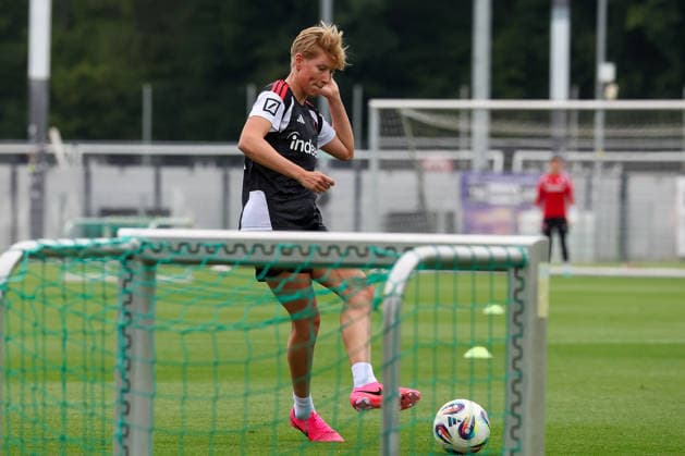 2026.07.08 xjfx Trainingsauftakt 1.Bundesliga Team Eintracht Frankfurt Frauen v.l., Neuzugang Paulina Krumbiegel (Eintracht Frankfurt) in aktion, in action, (DFL DFB REGULATIONS PROHIBIT ANY USE OF PHOTOGRAPHS as IMAGE SEQUENCES and or QUASI-VIDEO) *** July 8, 2026 xjfx Start of Training 1 Bundesliga Team Eintracht Frankfurt Women v l, New Signing Paulina Krumbiegel Eintracht Frankfurt in action, DFL and DFB regulations prohibit any use of photographs as image sequences and or quasi-video Copyright: HMBxMedia JoaquimxFerreira