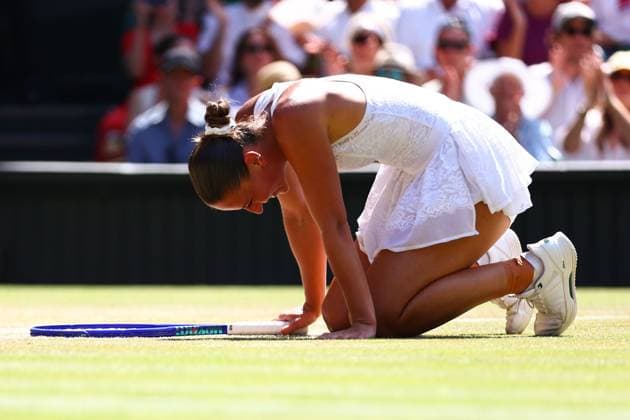 Marta Kostyuk celebrates winning her quarter final match Wimbledon Tennis Championships, Day 10, The All England Lawn Tennis and Croquet Club, London, UK - 08 Jul 2026London The All England Lawn Tennis and United Kingdom  Copyright: xJamesxMarsh Shutterstockx 16978036ay