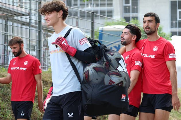 08.07.2026, xrekx, Fussball 2.Bundesliga, 1.FC Kaiserslautern - Training v.l. Simon Asta (1.FC Kaiserslautern) Moritz Jung (1.FC Kaiserslautern) Semih Sahin (1.FC Kaiserslautern) Mahir Emreli (1.FC Kaiserslautern) (DFL DFB REGULATIONS PROHIBIT ANY USE OF PHOTOGRAPHS as IMAGE SEQUENCES and or QUASI-VIDEO) Kaiserslautern *** July 8, 2026, xrekx, Soccer 2. Bundesliga, 1 FC Kaiserslautern Training: Simon Asta, 1 FC Kaiserslautern, Moritz Jung, 1 FC Kaiserslautern, Semih Sahin, 1 FC Kaiserslautern, Mahir Emreli, 1 FC Kaiserslautern. DFL and DFB regulations prohibit any use of photographs as image sequencesENCES and or QUASI-VIDEO Kaiserslautern