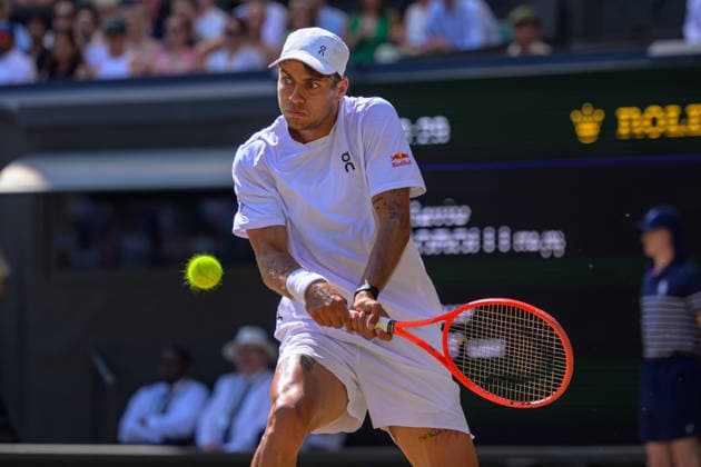 Day Ten: The Championships - Wimbledon 2026 LONDON, ENGLAND JULY 08 - Flavio Cobolli of Italy during Gentlemen s Quarter Final against Arthur Fery of Great Britain at The Wimbledon Lawn Tennis Championship at Wimbledon on July 08, 2026 in London, England. (Photo by Keeran Marquis)  Copyright: xKeeranxMarquis Fotoarena SPPx Sportspressphoto_SPR187620