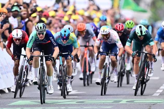 Tour de France 2026 Stage 5 PAU, FRANCE - JULY 08 : Kooij Olav (NED) of Decathlon CMA CGM Team wins, second place for Kanter Max (GER) of XDS Astana Team, third place for Merlier Tim (BEL) of Soudal Quick-Step during stage 5 of the 113rd edition of Tour de France an UCI World Tour 2.UWT cycling road race stage for Men Elite of 158 km with start in Lannemezan and finish in Pau on July 8, 2026 in Pau, France, 08 07 2026 Pau France  Copyright: xPeterxDexVoechtx