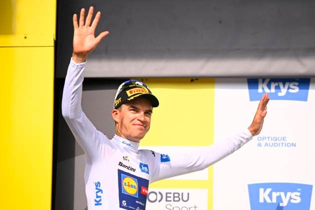 Tour de France 2026 Stage 5 PAU, FRANCE - JULY 08 : Vacek Mathias (CZE) of Lidl - Trek pictured with the white jersey during the podium ceremony of stage 5 of the 113rd edition of Tour de France an UCI World Tour 2.UWT cycling road race stage for Men Elite of 158 km with start in Lannemezan and finish in Pau on July 8, 2026 in Pau, France, 08 07 2026 Pau France  Copyright: xTomasxSiskx